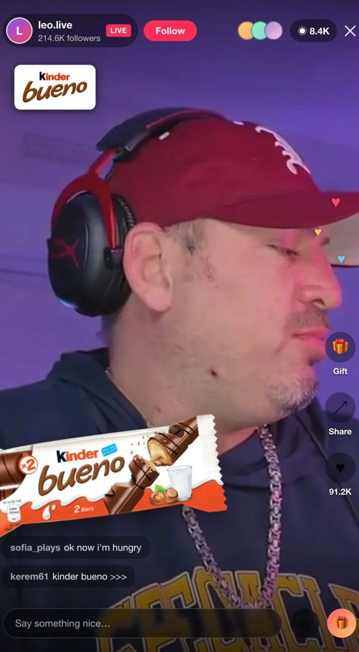 A Kinder Bueno overlay inside a TikTok LIVE stream, with viewers reacting in chat.